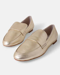 Shoes: Dutch Leather Loafer in Copper