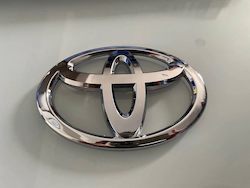 Motor vehicle part dealing - new: Toyota Badge 120mm x 83mm ( also have 57mm ,140mm,160mm)