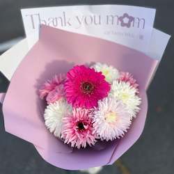 Gift: Thank you mum - PINK and White Bouquet