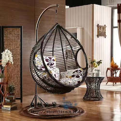 Wholesale trade: Black egg chair