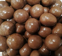 Chocolate: 100g of Milk Chocolate Covered Coffee Beans