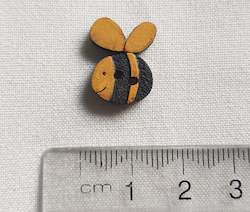 Buttons: CALICO DESIGNS Bee Button