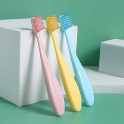 Internet only: Macaron Kids Toothbrushes 3pcs Set