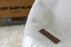 Baby wear: Palliser Ridge Luxury Baby Blanket + Gift Box