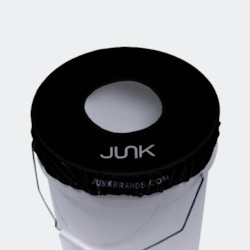 Gymnasium equipment: Junk - Chalk Topper