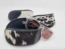 Internet only: Sunglasses Case - Black & White