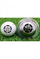 Sporting equipment: Japan Imperial Flower Kikumon Golf Ball Marker