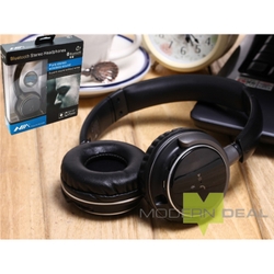 Electronics Photography: Bluetooth headphone with A2dp - Q7