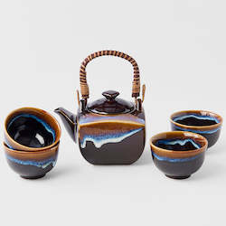 Kitchenware: Black with Blue Tea Set