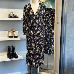 Clothing: Veronica Beard Armeria Ruched Silk Dress - SIZE M