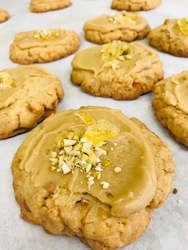 Bakery (with on-site baking): Ginger Cashew Cookie Pack