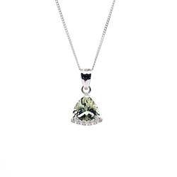 Jewellery: Green Amethyst Pendant with Diamond Cut Curb
