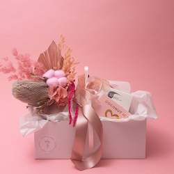 Barbie Pink Dried Flowers & Treats