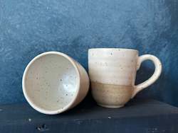 Kitchenware wholesaling: White speckled Half & half raw, with and without handle