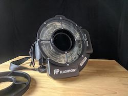 Digital visual effects: Ring Flash Polarizer mount
