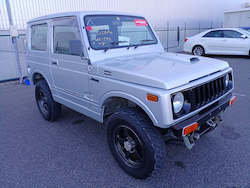 Car dealer - new and/or used: Suzuki Jimny - 1995