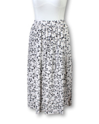 Clothing: Juliette Hogan. Silk Midi Skirt - Size 14
