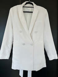 My Wardrobe: Witchery White Blazer