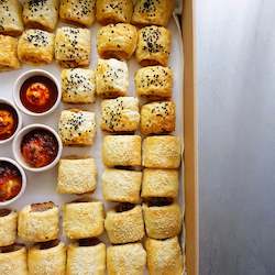 Cut lunch: Small Sausage Roll Boxes