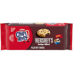 General store operation - mainly grocery: Nabisco Chips Ahoy Hersheys Fudge Filled 9.6oz/272g