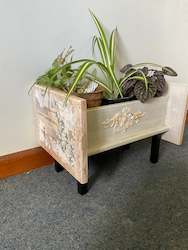 Furniture: Small Plant Stand