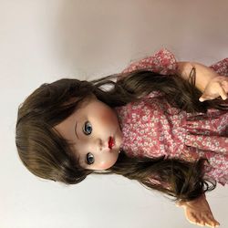 Sunny wavy doll wig with fringe
