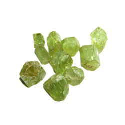 China, glassware and earthenware wholesaling: Green Apatite Rough Crystals 20g