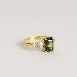 Gold smithing: Parti Emerald Cut Sapphire with Diamonds in 18ct Yellow Gold