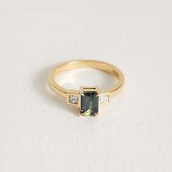 Gold smithing: Emerald Cut Parti Sapphire with Diamonds in 18ct Yellow Gold