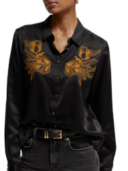 Women: Silke Flower Shirt in Black
