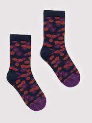 Accessories: Small Flower socks with purple toe