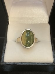 18ct Yellow Gold White Opal Rubover Ring