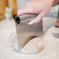 Bakery retailing (without on-site baking): Dough Scraper
