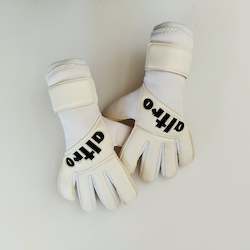 Sports coaching service - community sport: Altro Glove I - 2024 Reissue // Contact grip