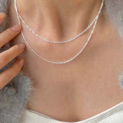 Silver Glittering Necklace