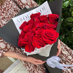 Gift: Premium Long Stem Roses