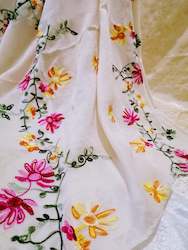 Clothing: E2 Embroidery hijab