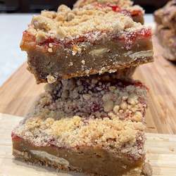 Bakery (with on-site baking): Apple and Rhubarb Crumble Blondie