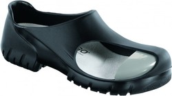 Footwear: A640 polyurethane professional