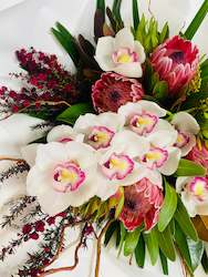 Florist: Winter Seasonal Bouquet