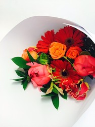 Florist: Roll wrap bouquet