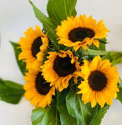 Florist: Sunflower Bouquet