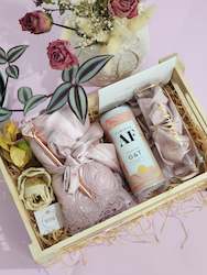 Internet only: Wooden Crate Gift Set + Lace Robe