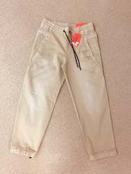 Pants: D-KRAILEY E NE Sweat jeans 00199 Camel  $ 629.00