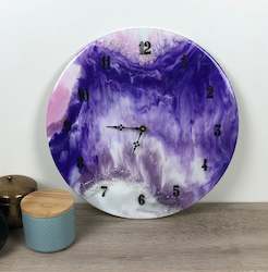 Resin Art: Pink and purple clock