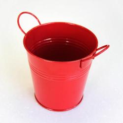 Metal bucket - red