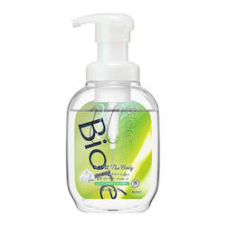 Frontpage: biore the body moist foam body wash herbal scent 540ml