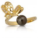 Jewellery: Pearl rings