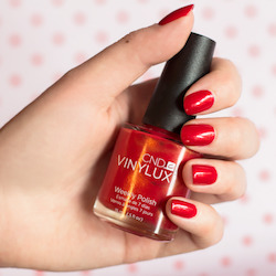 Sexy Reds: CND VINYLUX - Hollywood #119