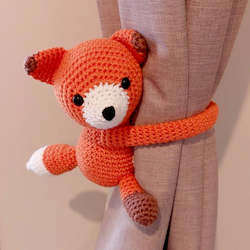 Crocheted Fox Tie Back